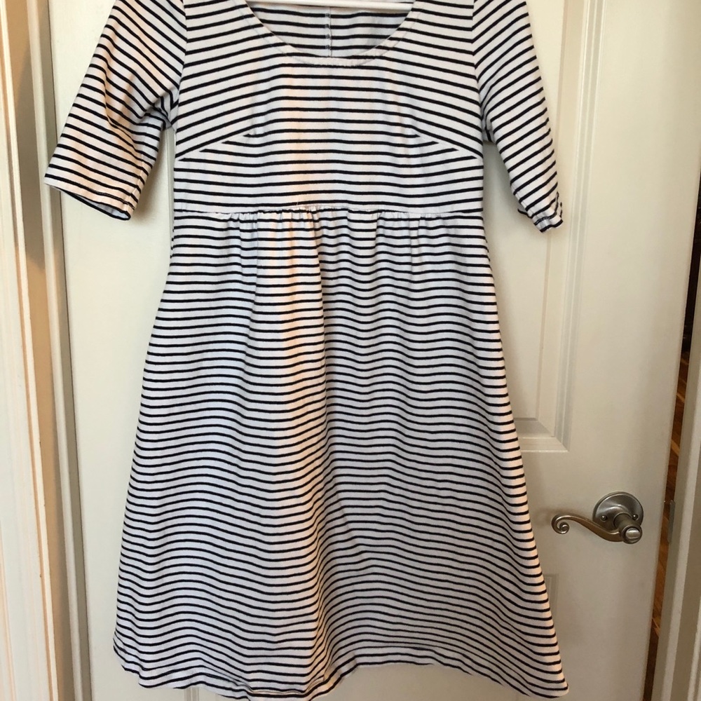 Old navy maternity dress Size S